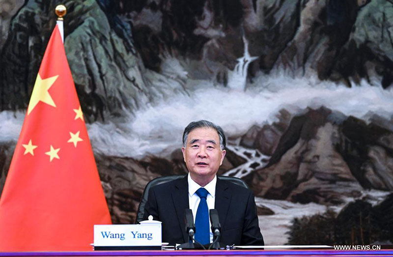 كبير المستشارين السياسيين الصينيين يلتقي رئيس مجلس الأمة الجزائري عبر رابط فيديو