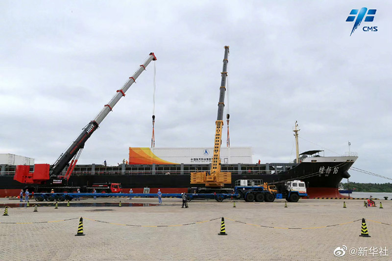 وصول صاروخ حامل إلى موقع الإطلاق استعدادا للقيام بمهمة شحن لمحطة الفضاء الصينية