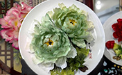 عاصمة الفاوانيا الصينية .. زهرة الفاوانيا الخزفية بألوان زاهية في شاندونغ