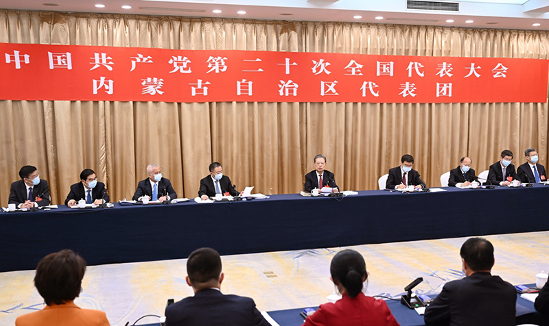 تشاو له جي يدعو إلى تجميع القوة لتنفيذ الترتيبات الاستراتيجية التي تم اتخاذها في مؤتمر الحزب
