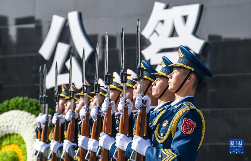 الصين تقيم مراسم تأبين وطنية لإحياء ذكرى ضحايا مذبحة نانجينغ