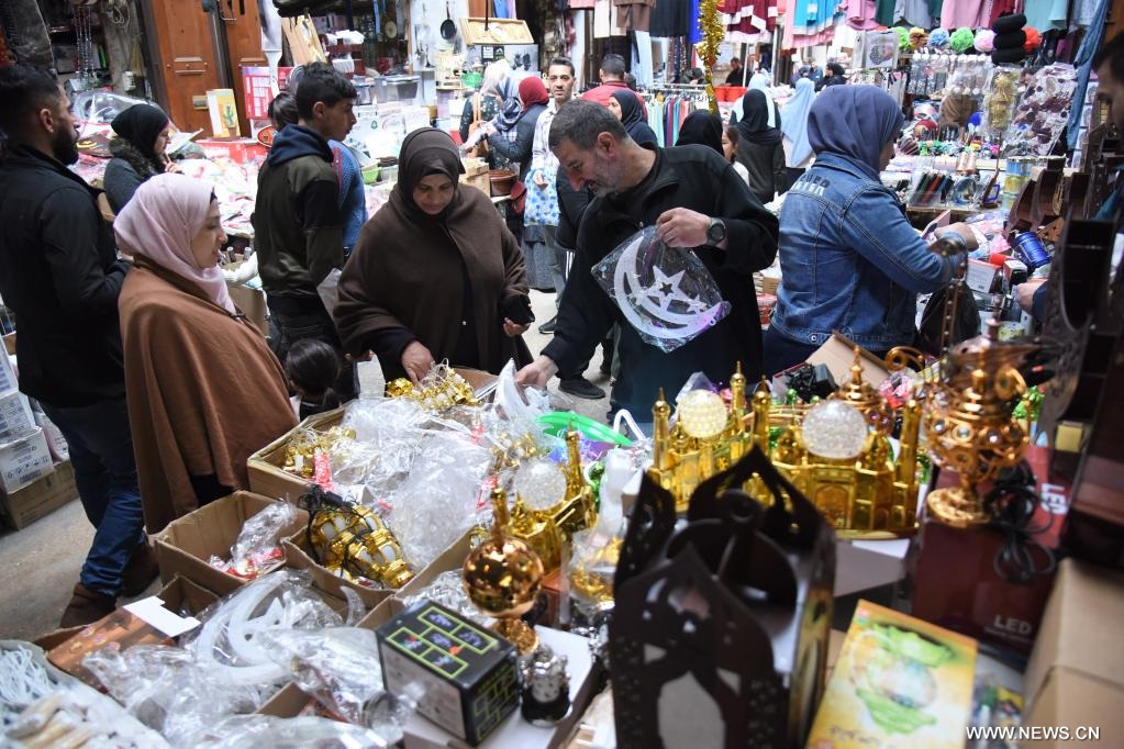 مظاهر الاحتفال بقدوم شهر رمضان في لبنان