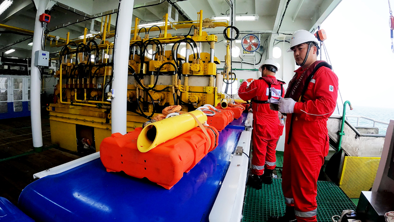 كنوك الصينية تطور منشأة استكشاف البيانات الزلزالية في أعماق البحار وتضعها حيز التشغيل