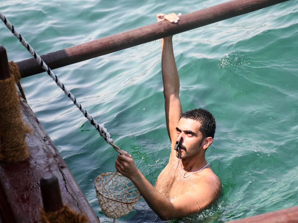 الصورة: مهرجان الغوص للبحث عن اللؤلؤ في الكويت