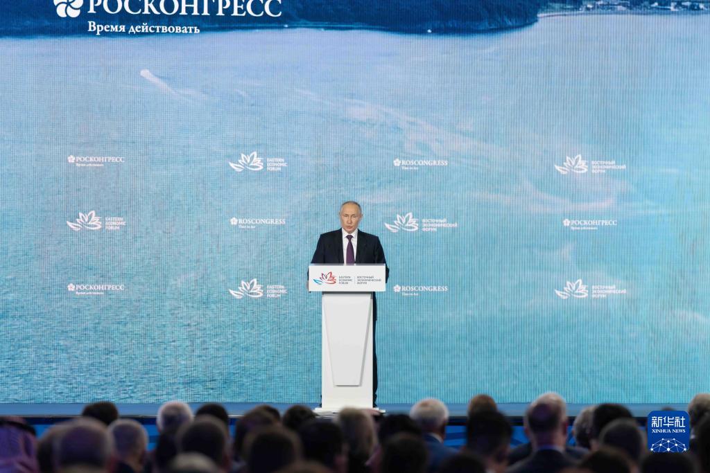 بوتين: الدول الغربية تسعى إلى تدمير النظام الدولي للعلاقات المالية