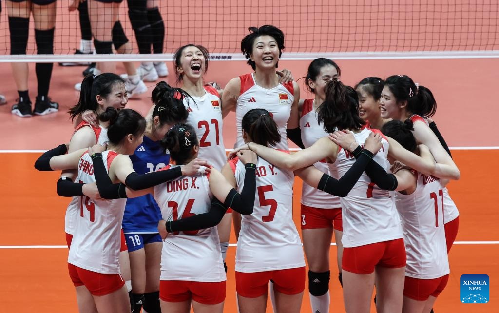 الصين تهزم اليابان لتحتفظ بلقب الكرة الطائرة للسيدات في آسياد هانغتشو