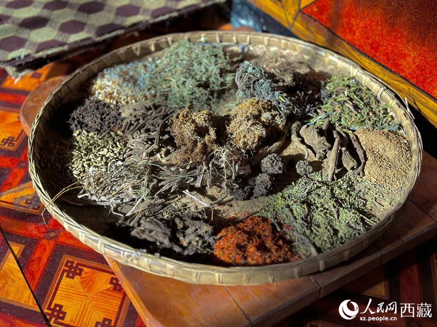 البخور التبتي، لايزال يعطّر البيوت منذ أكثر من ألف عام