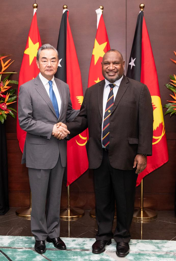 وزير الخارجية الصيني: الصين ستصبح الشريك الأكثر موثوقية لبابوا نيو غينيا في مسارها نحو التنمية