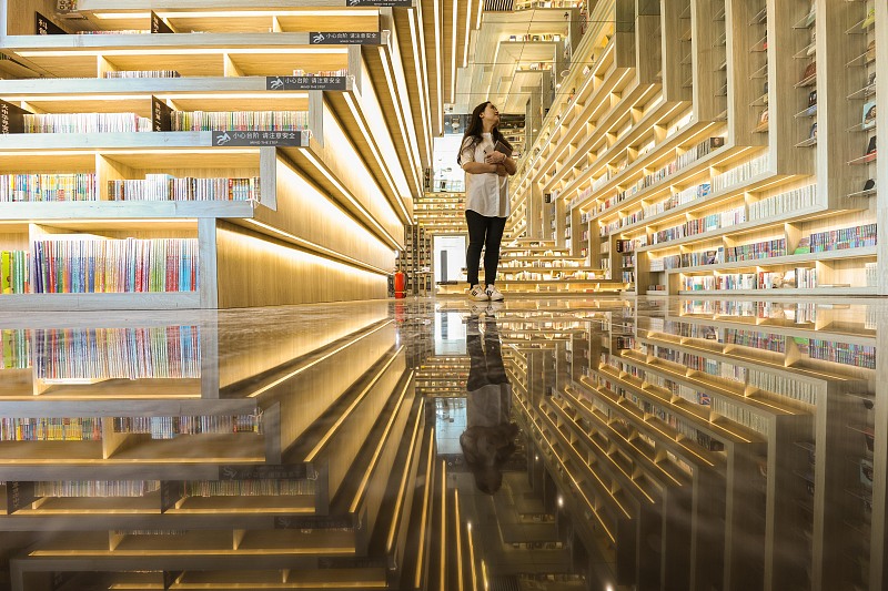 اليوم العالمي للكتاب .. عشق المكتبات الصينية من أول نظرة
