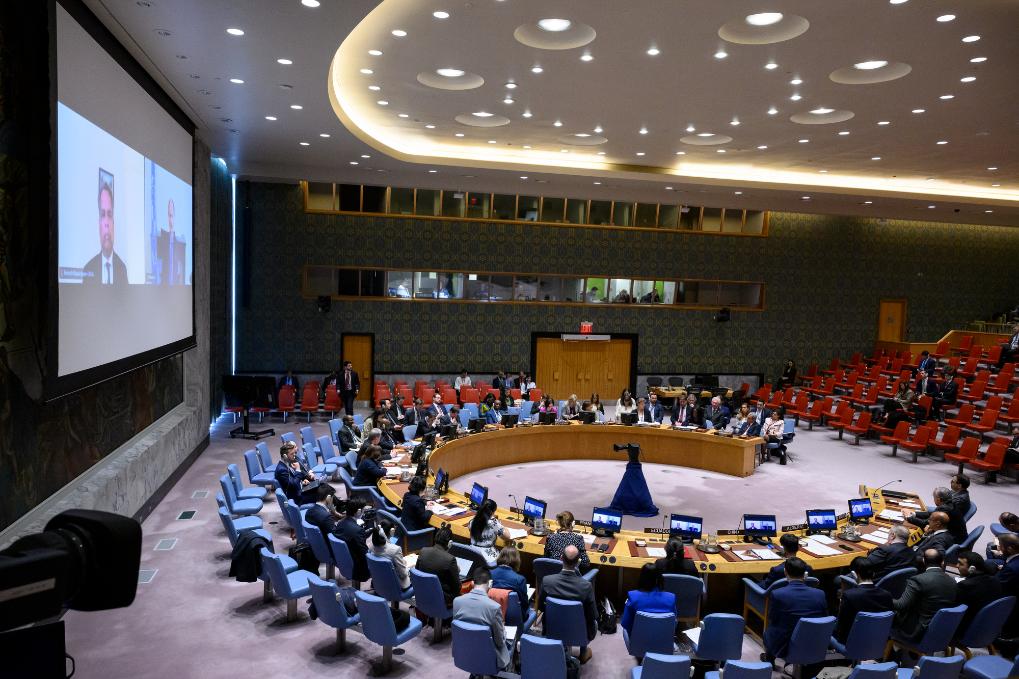 مبعوث الأمم المتحدة الخاص لسوريا يدعو إلى خفض التصعيد الإقليمي