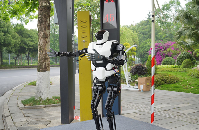 روبوتات تنظم حركة المرور في سيتشوان