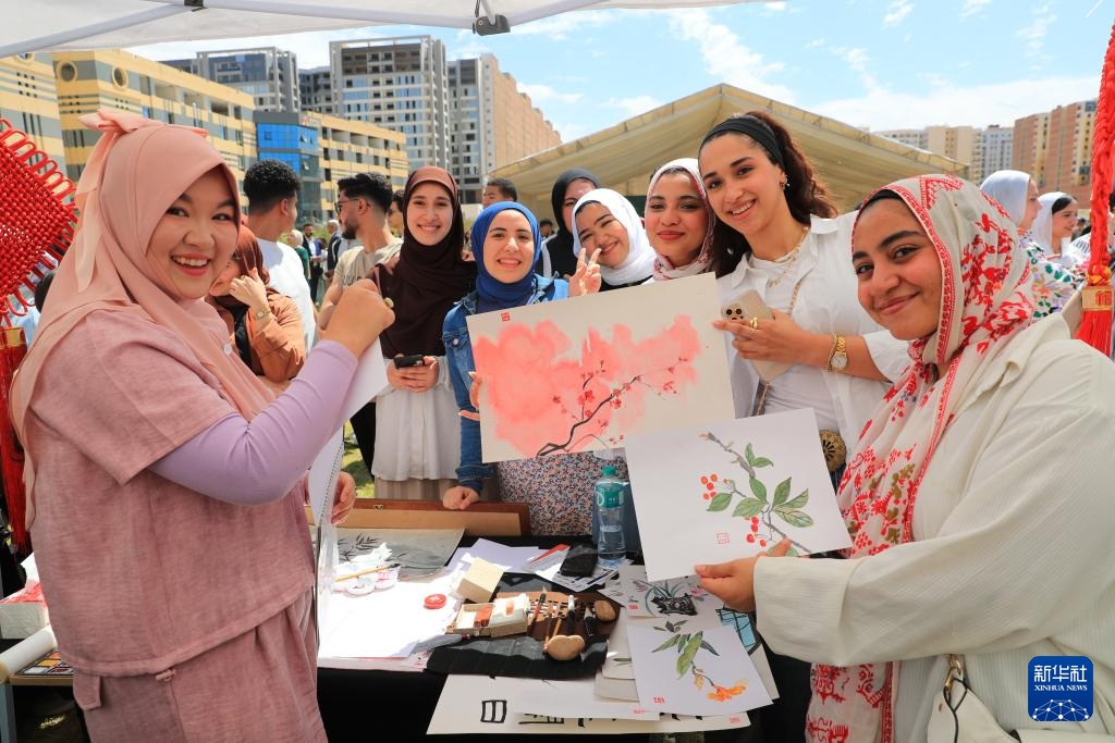 احتفالية بـ "اليوم العالمي للغة الصينية" في القاهرة