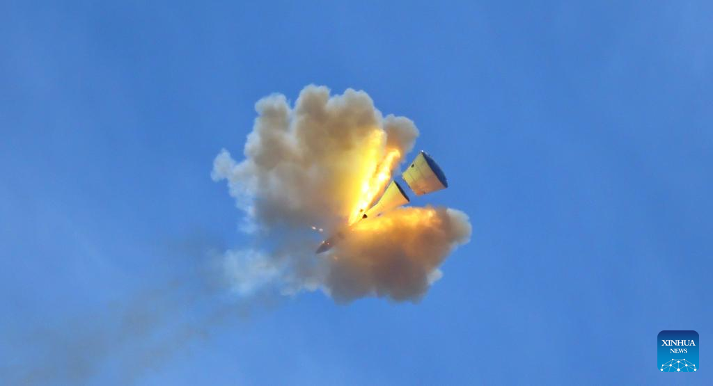 المركبة الفضائية المأهولة الصينية من الجيل الجديد تكمل اختبار طيران الهروب من الارتفاع صفر