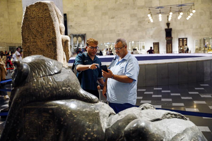 مقالة: فريق تقني مصري يعيد إحياء لغة الفراعنة بتطبيق ترجمة مدعوم بالذكاء الاصطناعي