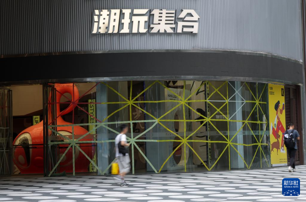 قوانغدونغ الصينية ترفع مستوى الاستجابة الطارئة إلى أعلى مستوى مع اقتراب الإعصار