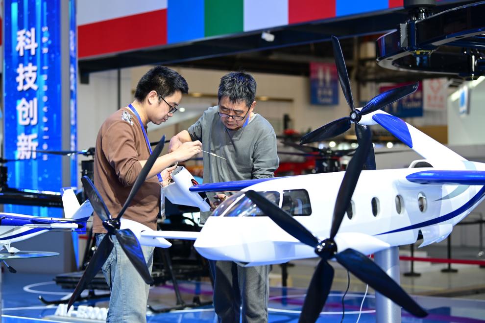الصورة: المعرض الصيني السابع للمروحيات