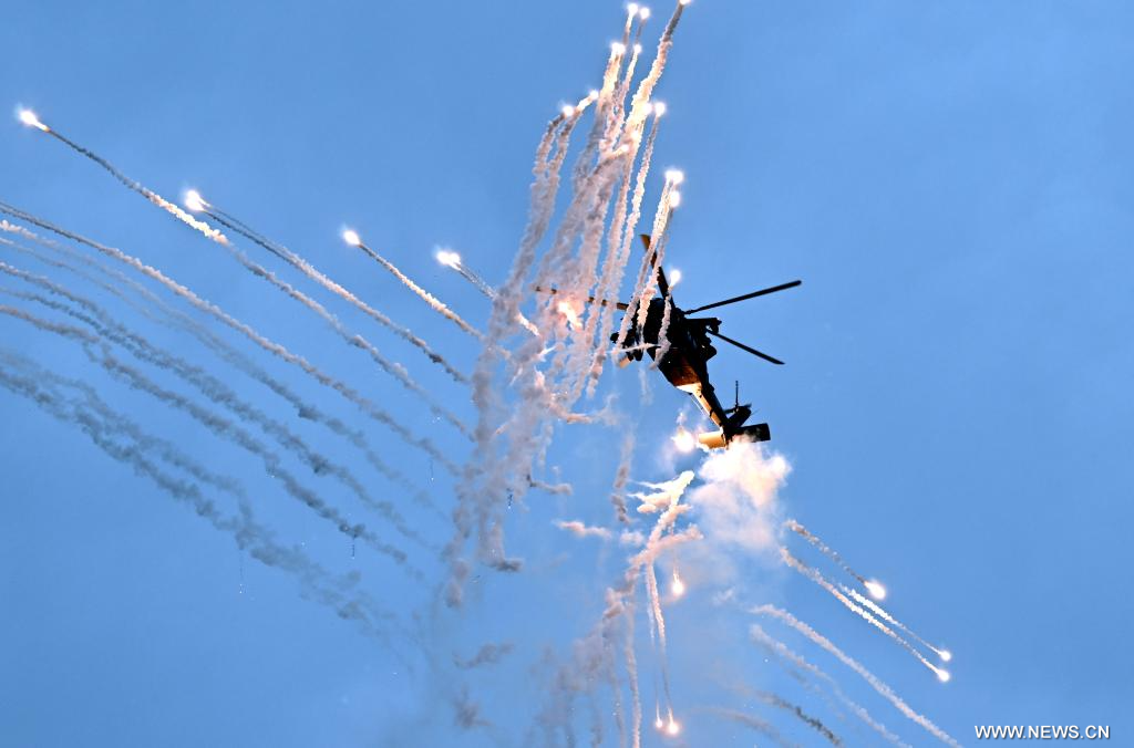 معرض الصين الدولي للمروحيات في بلدية تيانجين بشمالي الصين