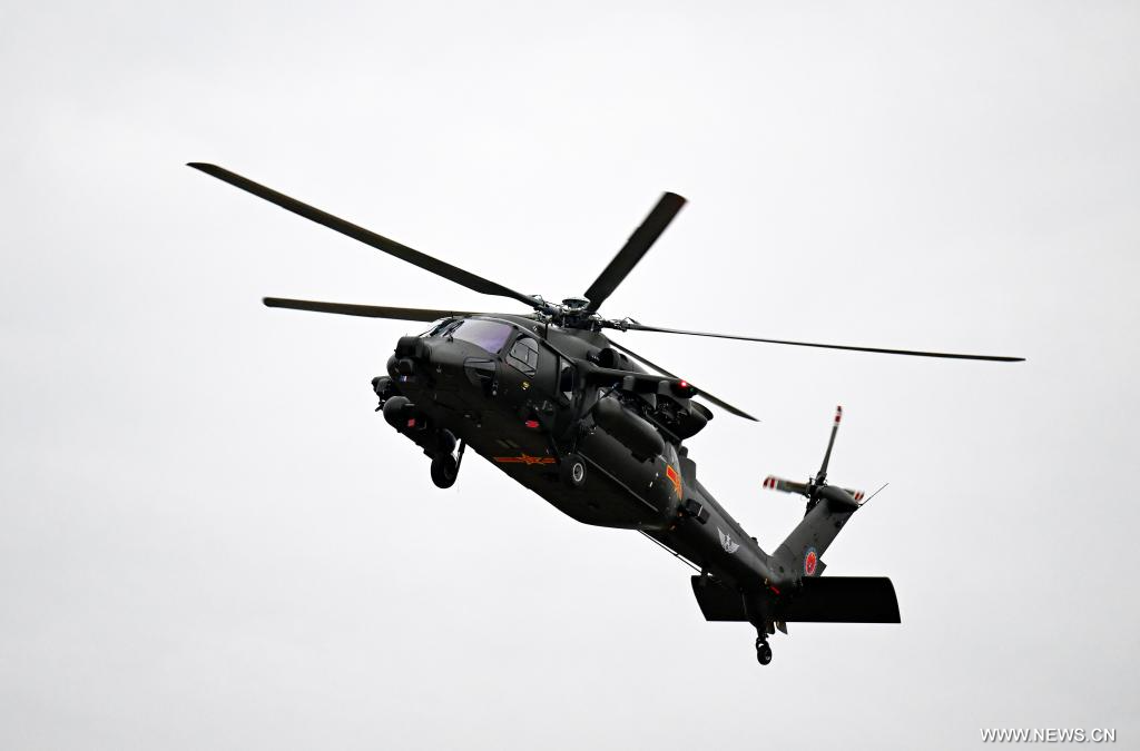 معرض الصين الدولي للمروحيات في بلدية تيانجين بشمالي الصين