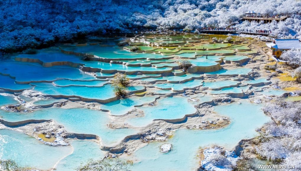 مناظر طبيعية في هوانغلونغ الصينية