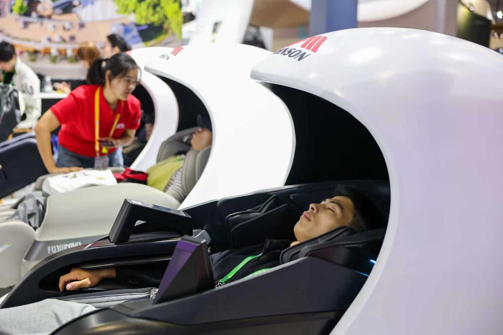 الصورة: منطقة عرض السلع الاستهلاكية في معرض الصين الدولي للاستيراد