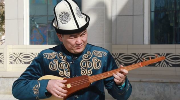 رحلة مامات تورسن مامان في الحفاظ على الملحمة الشعرية "ماناس"