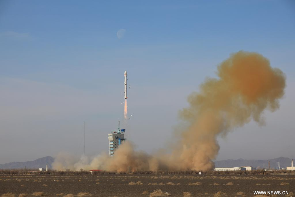 الصين تطلق قمرا اصطناعيا جديدا للاستشعار عن بعد