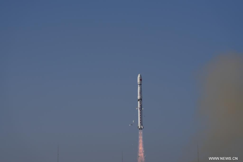 الصين تطلق قمرا اصطناعيا جديدا