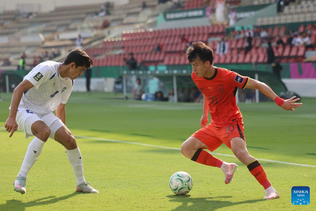الصين تبلغ نصف نهائي كأس آسيا تحت 23 عاماً لكرة القدم لأول مرة في تاريخها