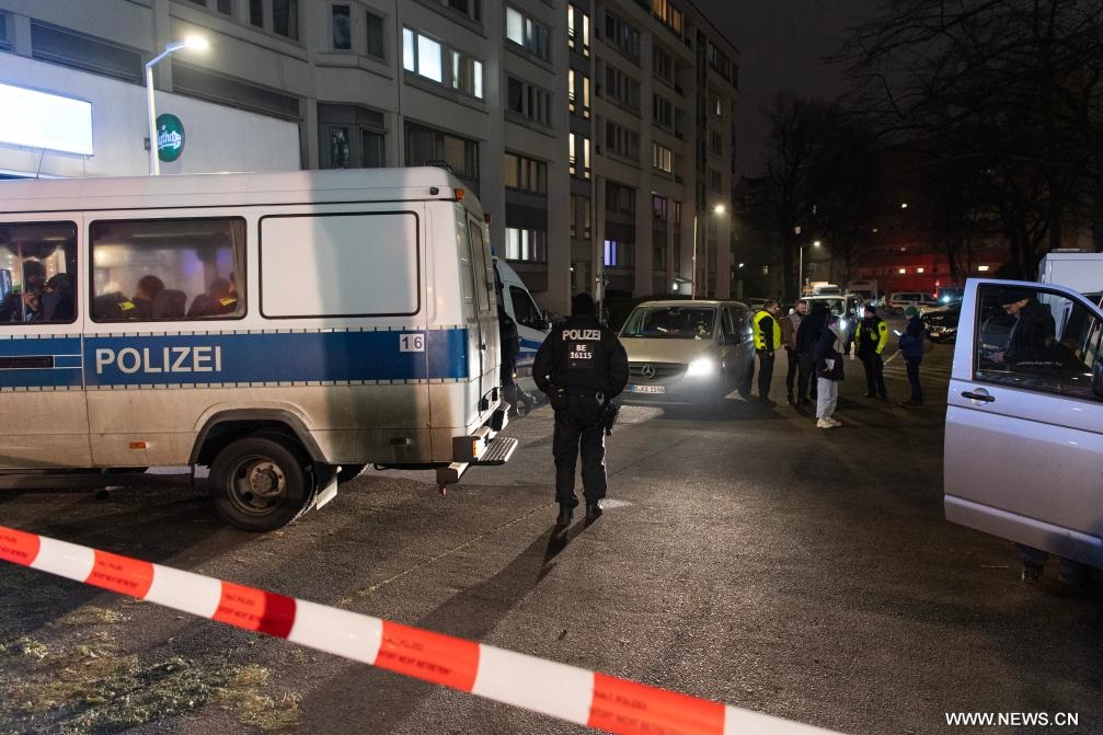 إعلام: إصابة 5 أشخاص إثر إطلاق نار وسط برلين