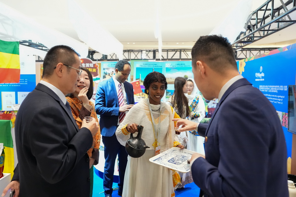 الصين تعقد أول سلسلة من الفعاليات لعام 2026 لاستقطاب المصدرين الأجانب