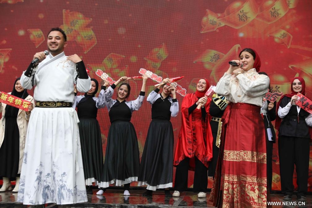 التناغم الثقافي يميز الاحتفالات بـ