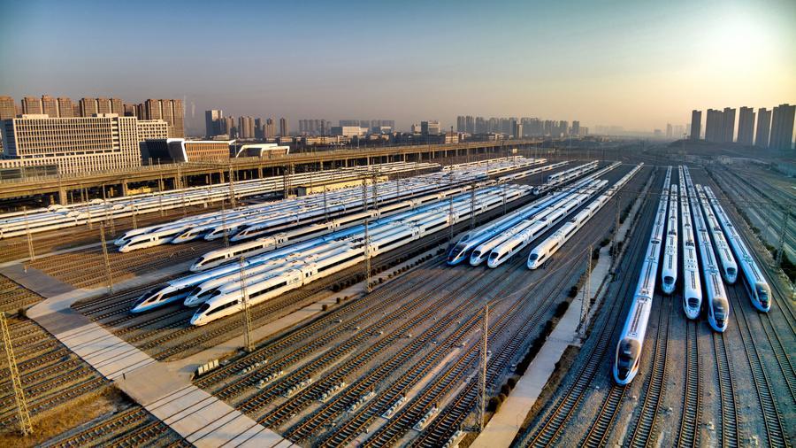 الصين تشهد أكثر من 1.4 مليار رحلة بين المناطق في الأسبوع الأول من موسم ذروة السفر لعيد الربيع