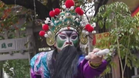 تشاوشان: نكهات طازجة توقظ الحواس، وأصوات الطبول تحيي الروح