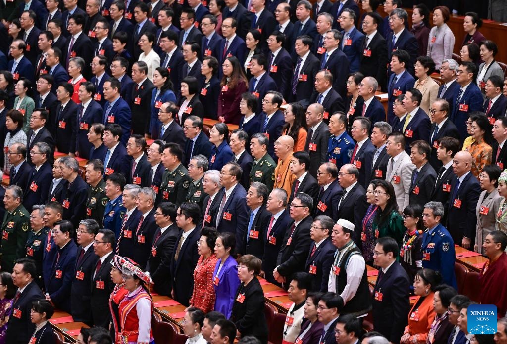 أعلى هيئة استشارية سياسية في الصين تعقد الجلسة الختامية لدورتها السنوية