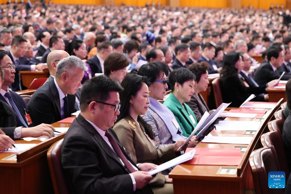 أعلى هيئة استشارية سياسية في الصين تعقد الجلسة الختامية لدورتها السنوية