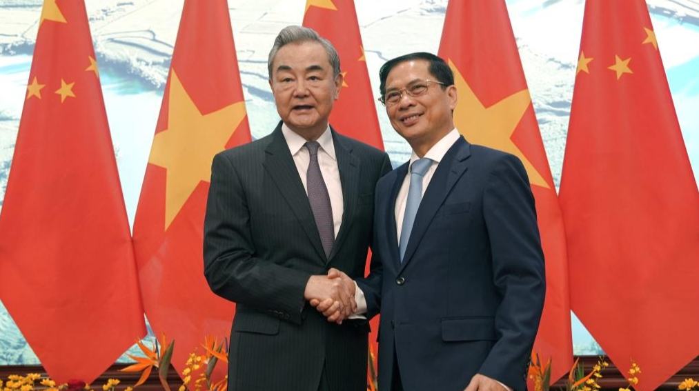 الصين وفيتنام تعقدان اجتماعاً لتعزيز التعاون
