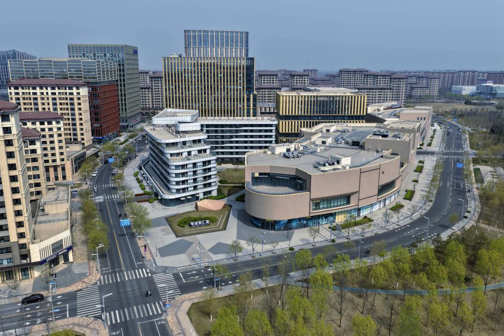 الصورة: أعمال بناء منطقة شيونغآن الجديدة بالصين