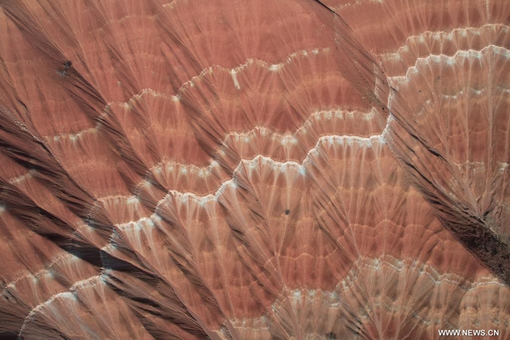 مناظر ساحرة لتضاريس دانشيا في شمال غربي الصين