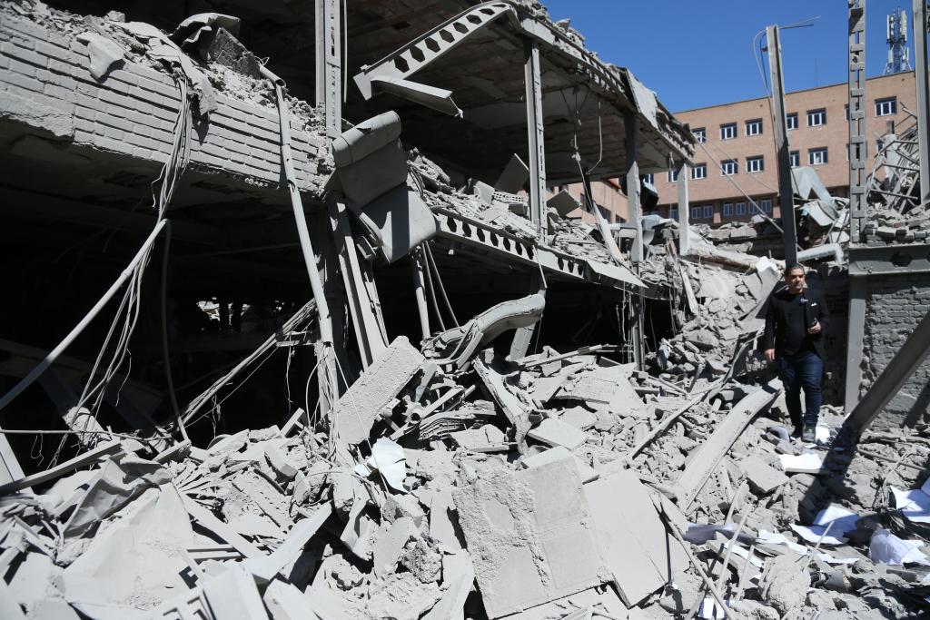 الصورة: تدمير جامعة في إيران جراء الغارات الجوية الأمريكية-الإسرائيلية