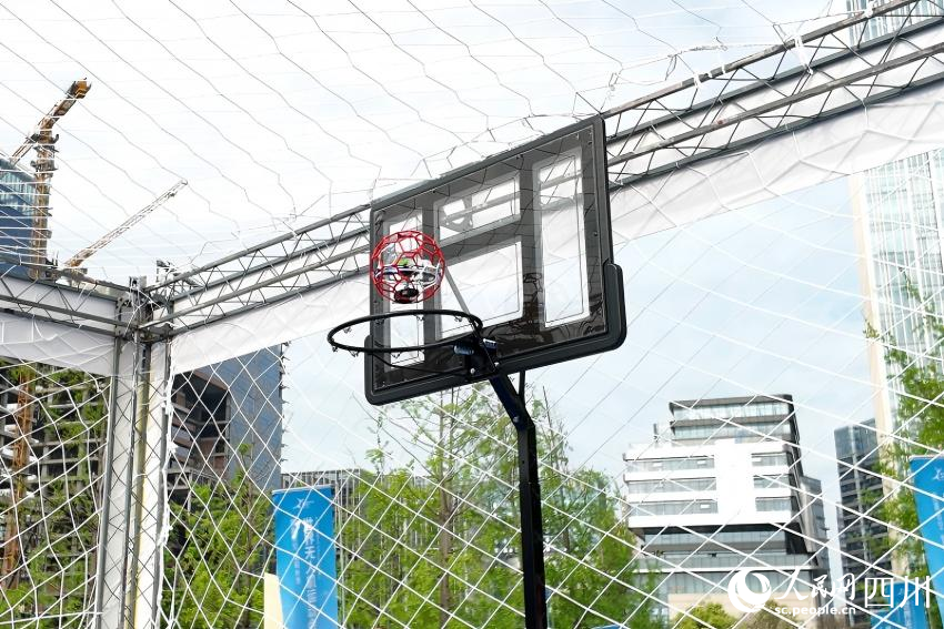 تشنغدو تحتضن انطلاق الألعاب العالمية للطائرات المسيرة