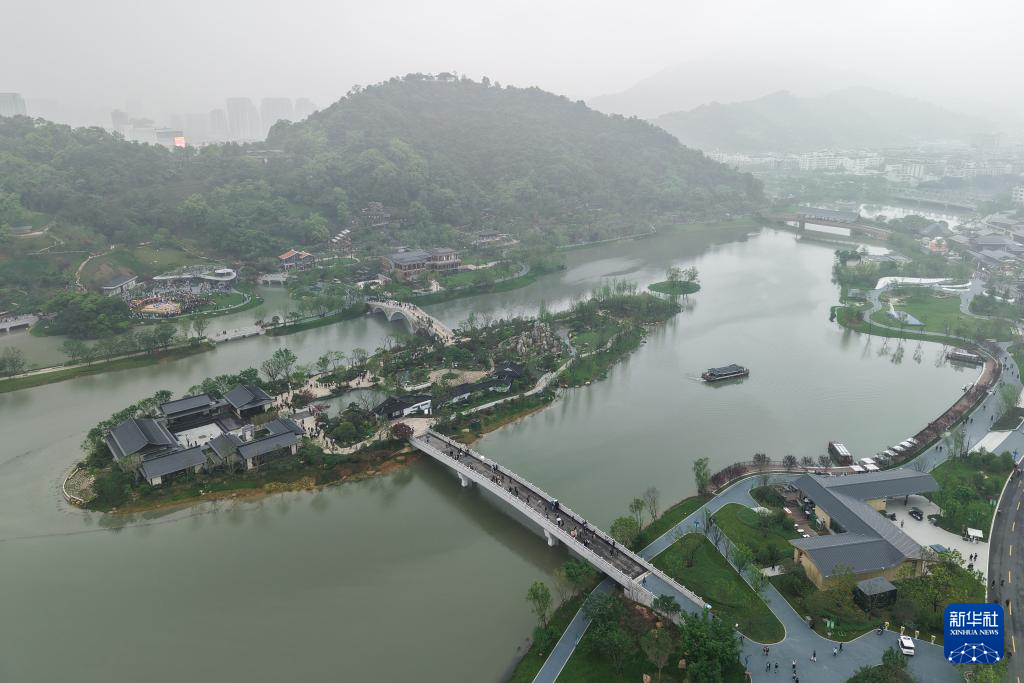 افتتاح أكبر معرض للحدائق في الصين بشرقي البلاد