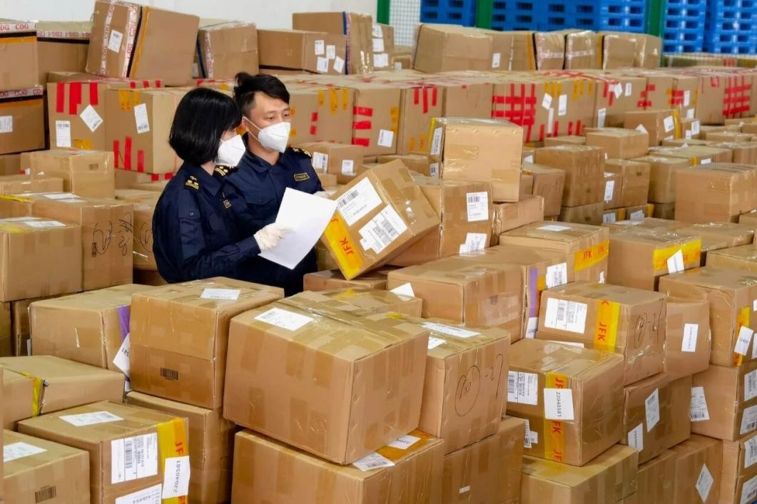 طريق الحرير البحري يعزز التكامل بين الموانئ والشحن والتجارة